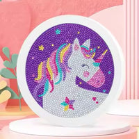 Thumbnail for Diamond Painting Eenhoorn kijkt achterom met Ronde steentjes 16x16cm