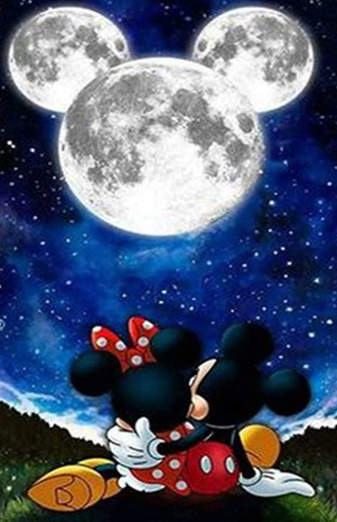 Diamond Painting mickey Mousee en minnie Mousee onder de maan met Ronde steentjes 100x55cm - Beste Kwaliteit