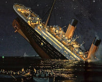 Thumbnail for Diamond Painting Titanic zinkend in avondlicht met Ronde steentjes 80x100cm - Beste Kwaliteit